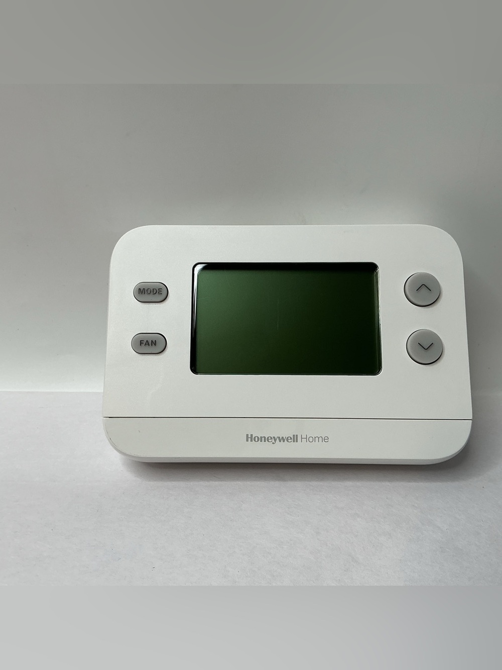 Honeywell Home X1N Non-Programmable Thermostat, Single-Stage, 1 Heat/1 Cool - Picture 12 of 12